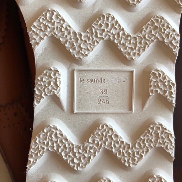 Tan Lace-Up Brogues/ Oxfords. Man tailored - Picture 5 of 5